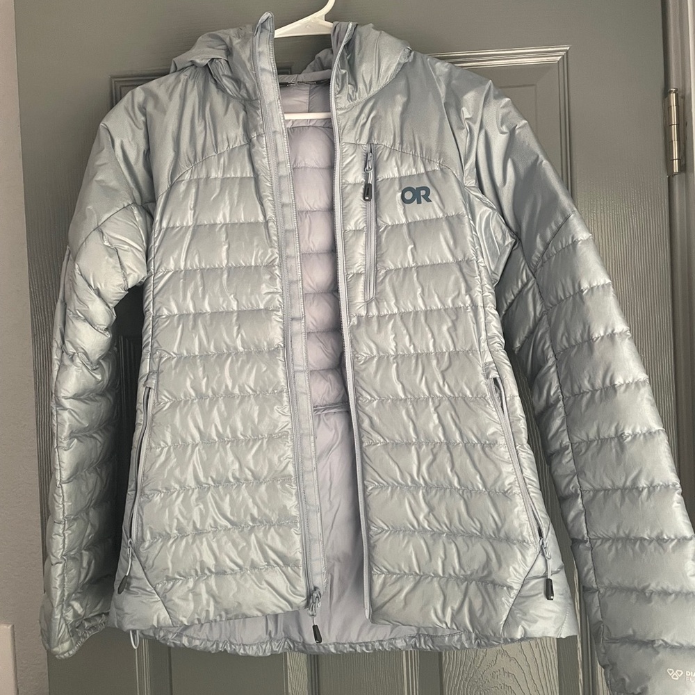 Outdoor Research Women Helium Down Hoodie Arctic Light Blue Small
